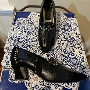 Black Mock Croc, Snake and Suede Court shoes by J. Renee, c1990 - Sz 8M
